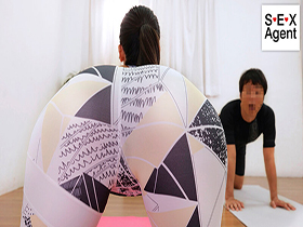 透視＆時間停止＆洗脳　エロマジックアイテムでむっちり軟体ボディを弄ばれた人妻ヨガインストラクター　サンプル画像02